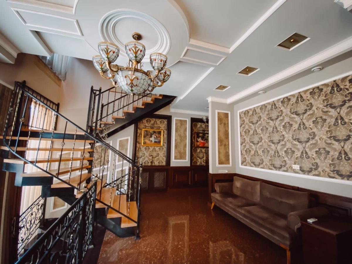 Royal Renaysance Hotel Jerevan Eksteriør billede