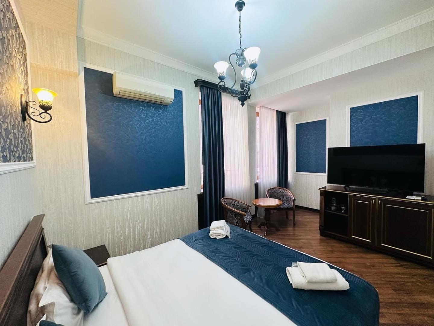 Royal Renaysance Hotel Jerevan Eksteriør billede