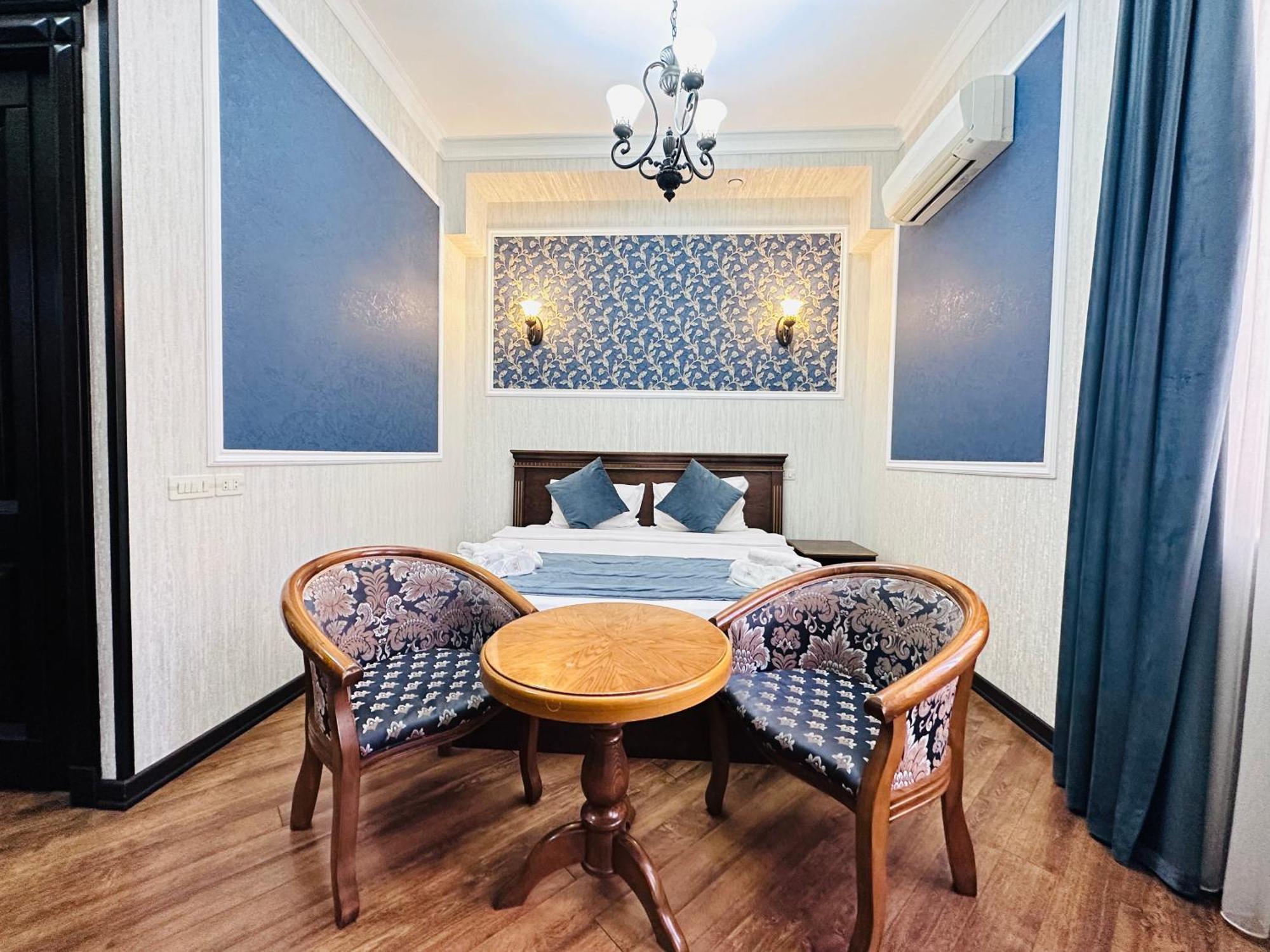 Royal Renaysance Hotel Jerevan Eksteriør billede